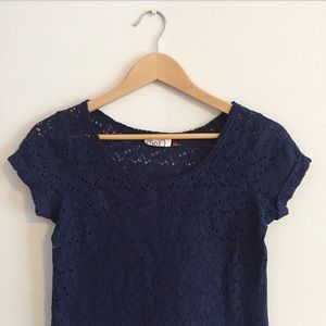 Lace cutout blue t-shirt